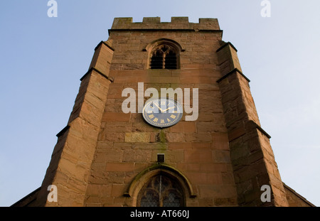 La tour de l'église St Mary vierge, Overton, Wrexham, Wales Banque D'Images