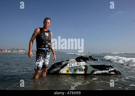 WORLD JET SKI À OCEANSIDE BEACH LOS ANGELES CALIFORNIE CURTIS TAYLOR FREESTYLE CHAMPION DU MONDE Banque D'Images