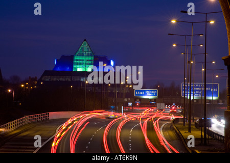 L'autoroute M60, Stockport Pyramide . Stockport, Greater Manchester, Royaume-Uni. Banque D'Images