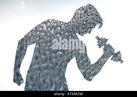 Silhouette d'un homme d'haltères de levage, side view Banque D'Images