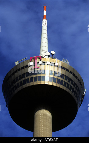 Colonius Post Tower, Cologne, Rhénanie du Nord-Westphalie, Allemagne. Banque D'Images