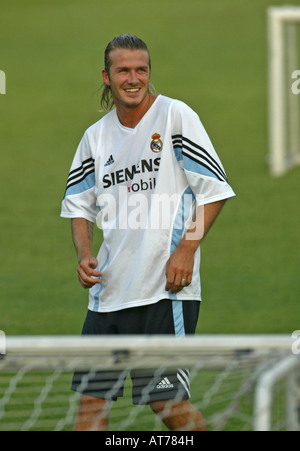 Joueur de football du Real Madrid David Beckham d'Angleterre participe à une session d'entraînement de l'équipe de Madrid, Espagne Banque D'Images