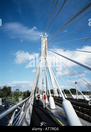 Pont Luas, Dundrum, Dublin, Irlande. Banque D'Images