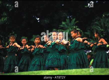 Lot Prince festival hula performance à Moanalua gardens, Oahu Banque D'Images