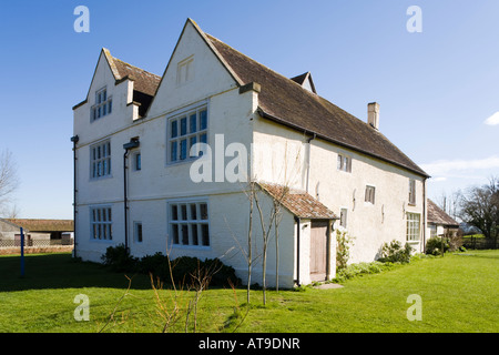 Cour de mèche, une cité médiévale 16ème et 17ème siècle manoir classé près de Arlingham, Gloucestershire. Banque D'Images