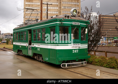 Ancien Tramway Osaka construit au Japon et qui fait maintenant partie de la High Level Bridge Street Car line, Edmonton, Alberta, Canada Banque D'Images