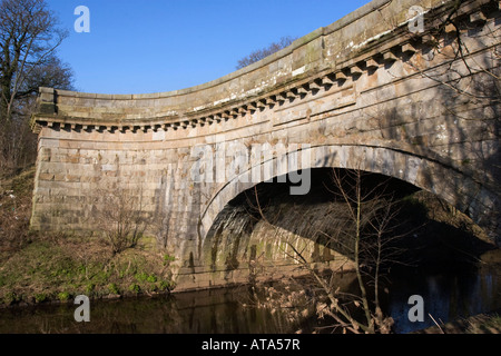 L'Aqueduc de Wyre portant le Canal de Lancaster sur la rivière Wyre à Garstang Banque D'Images