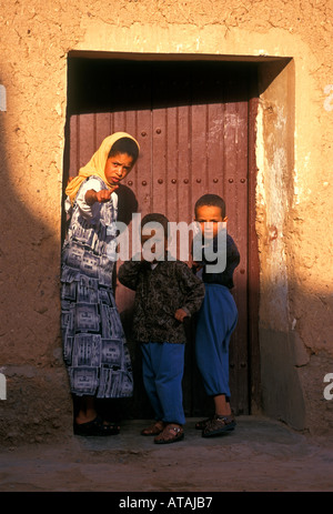 Les enfants marocains, marocain, enfants, garçons, filles, taourirt, taourirt casbah, taourirt, Ouarzazate, Ouarzazate, Maroc, afrique province Banque D'Images