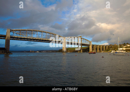 Des ponts qui sont tamar de Saltash Cornouailles Banque D'Images