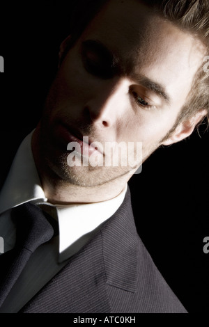 Businessman posing for the camera Banque D'Images