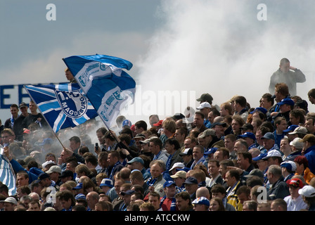 Les fans de football lors d'un derby local entre FC et FC Magdebourg Saxe Leipzig, Allemagne Banque D'Images