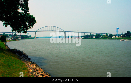 Pont-canal plus Canal Chesapeake Virginia Chesapeake City dans le Maryland Banque D'Images