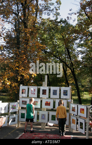 Valparaiso Indiana, Rogers Lakewood Park, Vale Fine Arts Festival, festivals, célébration, foire, garçons, garçons, enfants enfants enfants enfants jeunes enfants Banque D'Images