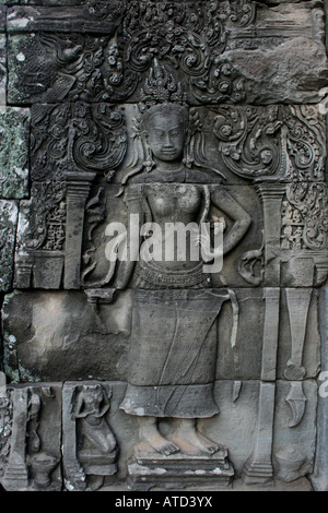 Un bâtiment restauré à l'apsara temple Bayon à Angkor. Banque D'Images