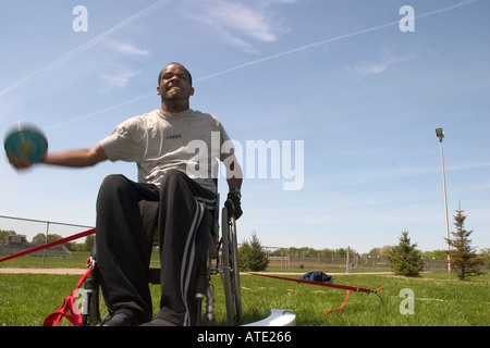 Participant dans le Michigan Jeux en fauteuil roulant Banque D'Images