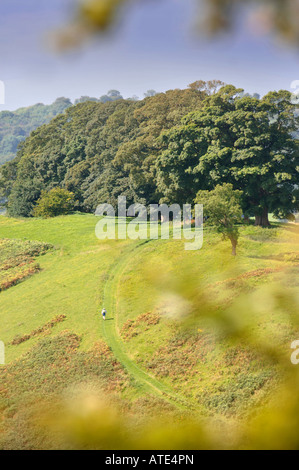 Vue de GLOUCESTERSHIRE UK DE ULEY ENTERRER AVEC M. DOWNHAM Hill Connu localement comme la variole HILL EN RAISON D'UNE FOIS UTILISÉ EN TANT QU'Isolat Banque D'Images