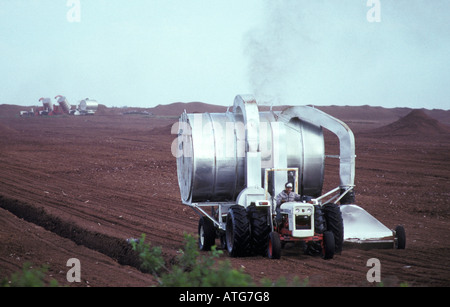 Image d'un stock d'extraction de la tourbe dans le Nord du Nouveau-Brunswick, Canada Banque D'Images