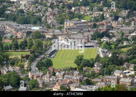 Avis de Matlock Town de Riber Castle dans le Derbyshire Peak District England UK Banque D'Images