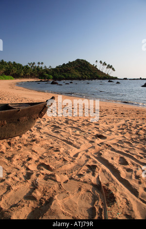 Bateau de pêche sur la plage de Goa Inde Cola Banque D'Images