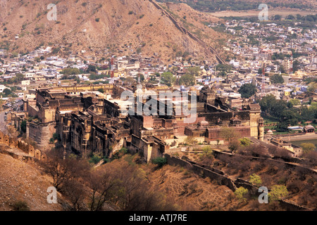 Fort Amber Palace, vu de Jaigarh Fort, Rajasthan, Inde Banque D'Images
