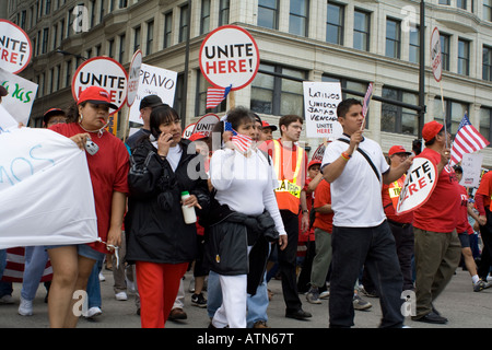 Symptômes au cours de la réalisation des marcheurs rassemblement immigration Chicago Illinois Banque D'Images