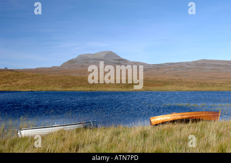 Canisp Mountain et Loch Awe, Inchnadamph, Sutherland. XPL 3860-369 Banque D'Images