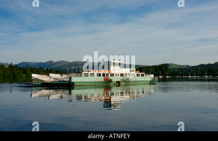 Mallard, le ferry qui traverse le lac Windermere, Parc National de Lake District, Cumbria UK Banque D'Images