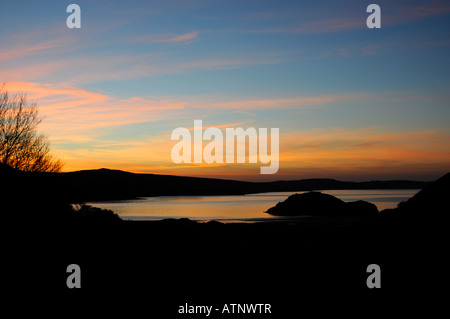 Coucher de soleil sur la baie de Gruinard, Wester Ross, North West Highland Ecosse sur la côte nord route 500 Banque D'Images