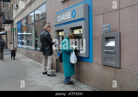 JP Morgan Chase Distributeurs automatiques à Greenwich Village à New York City Banque D'Images