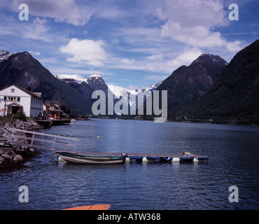 Le Sognefjorden à Fjaerland Mundal Norvège fjords de l'ouest Banque D'Images