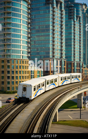 Le SkyTrain de Vancouver Canada Banque D'Images