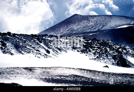 Etna grimper un volcan actif Sicile Italie Europe Banque D'Images