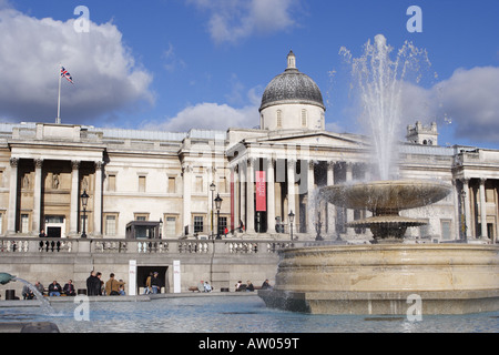 La National Gallery Trafalgar Square London England UK Banque D'Images