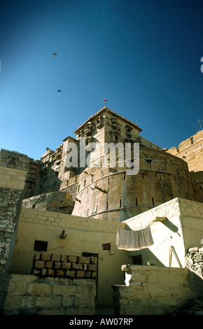 Inde Rajasthan Jaisalmer fort à l'entrée construite en 1156 Banque D'Images