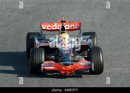 Lewis Hamilton (GB) dans la McLaren MP4-23 Mercedes de course de Formule 1 au cours de séances d'examens en février 2008 Banque D'Images