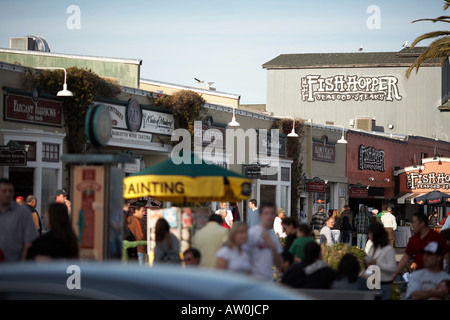 Zone de shopping sur Cannery Row n le Monterey, Monterey County, Californie, USA Banque D'Images