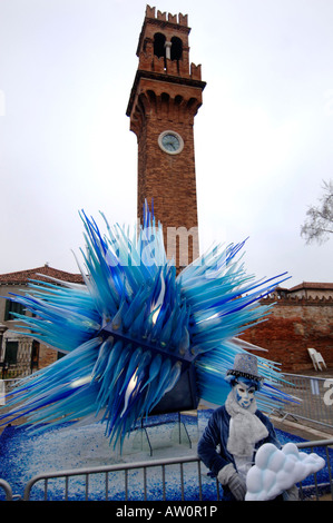 Les participants au carnaval de Venise dress up vu autour de la Place Saint-Marc à Venise Italie Banque D'Images