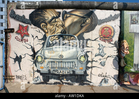 Mur de Berlin avec l'Allemagne et Honecker Breschnew Banque D'Images