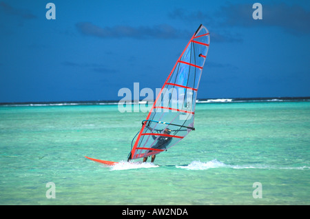 Antilles néerlandaises Bonaire Planche à voile au Lac Bay Banque D'Images