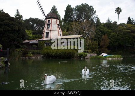 Le Lac de culte aka la réalisation du Soi Fellowship Pacific Palisades Banque D'Images