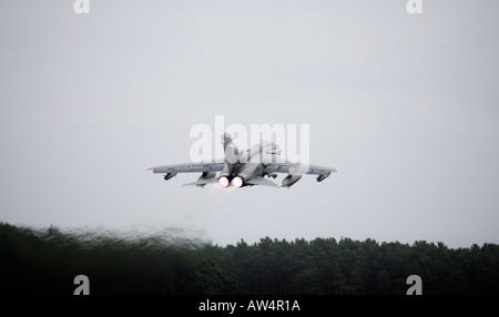 Tornado Gr4 en avion de chasse au décollage Banque D'Images