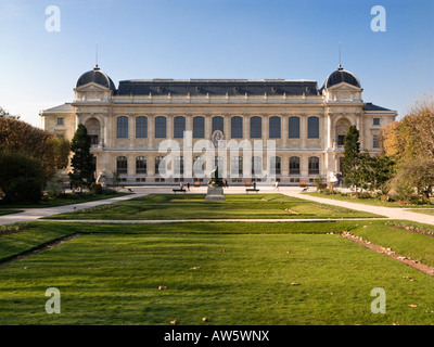 Jardin des Plantes : Le Grande Galerie de l'évolution et le Musée National d'Histoire Naturelle, Paris, France Europe Banque D'Images