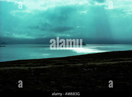 Ciel du soir sur la côte ouest d'Irlande Banque D'Images