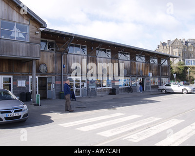 Rick Stein's Deli et le poisson et chip shop, Padstow, Cornwall, UK Banque D'Images