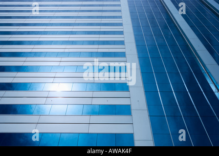 Close up of modern building Banque D'Images