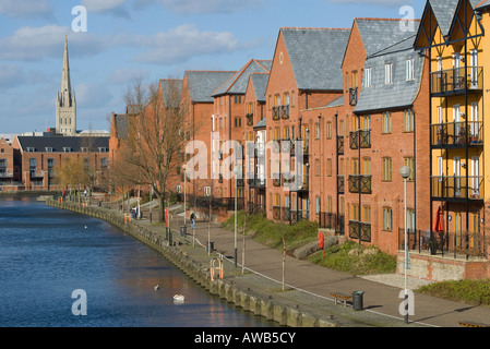 Logement riverside, Norwich, Norfolk, Angleterre Banque D'Images