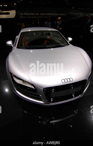 Une nouvelle voiture Audi Audi élégant exposé au Mondial de l'automobile Paris 2006 Exposition Banque D'Images