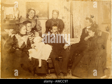 Portrait de famille prises 1905 retro Banque D'Images