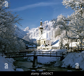 Parrish Church St. Sebastian en hiver, Ramsau, Berchtesgaden, Allemagne Banque D'Images