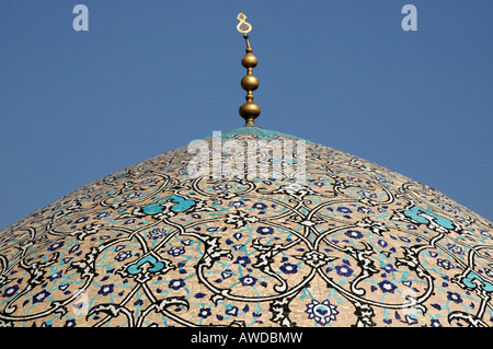 Dôme de mosquée Sheikh Lotf Allah à Meidan-e Imam (Place Imam), Isfahan, Iran Banque D'Images